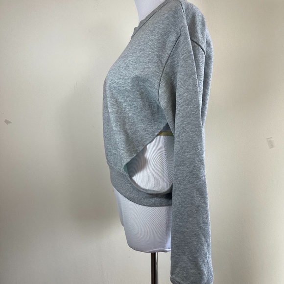 Cheap Monday Cropped Sweatshirt - Picture 3 of 6